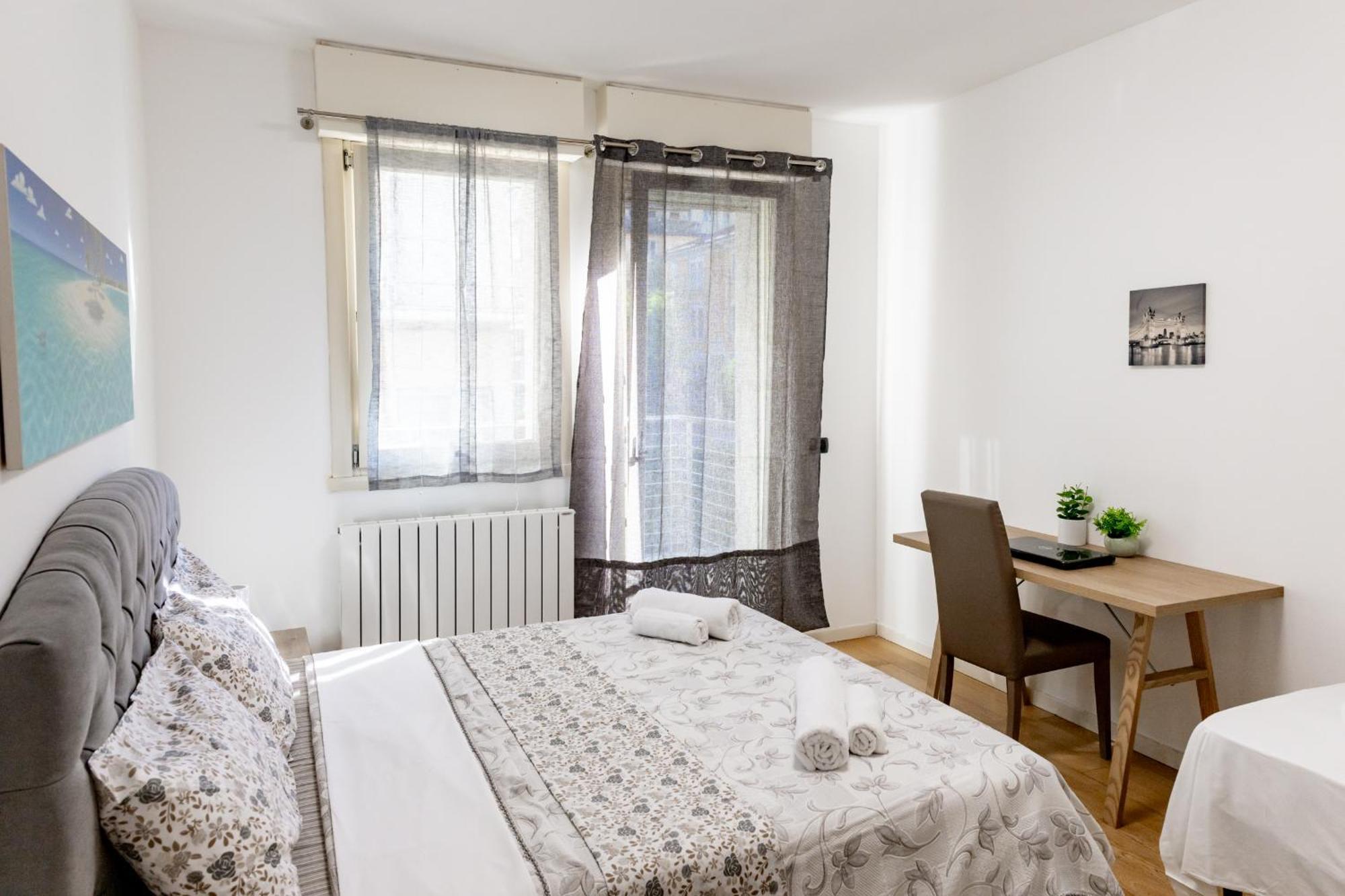 Charming Two Bedroom Appartement Venise