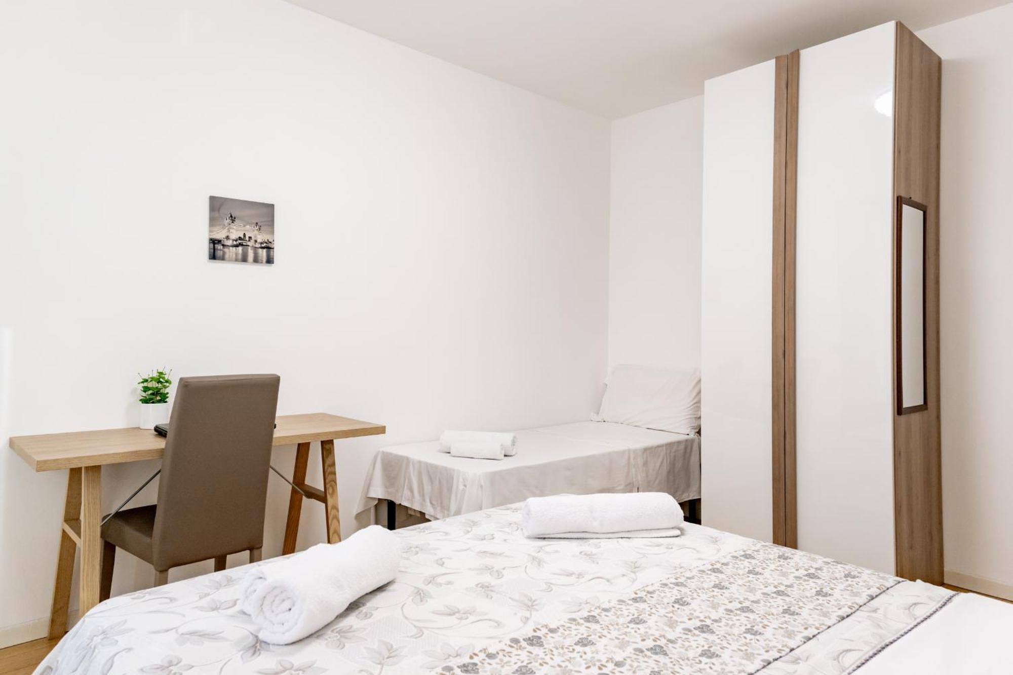 Charming Two Bedroom Appartement Venise
