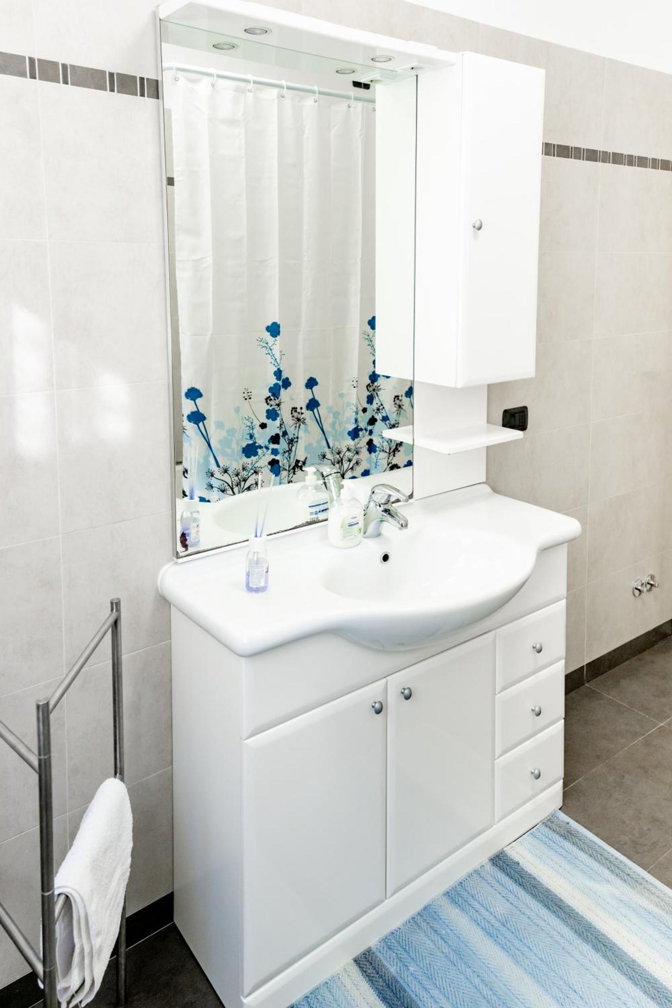 Charming Two Bedroom Appartement
